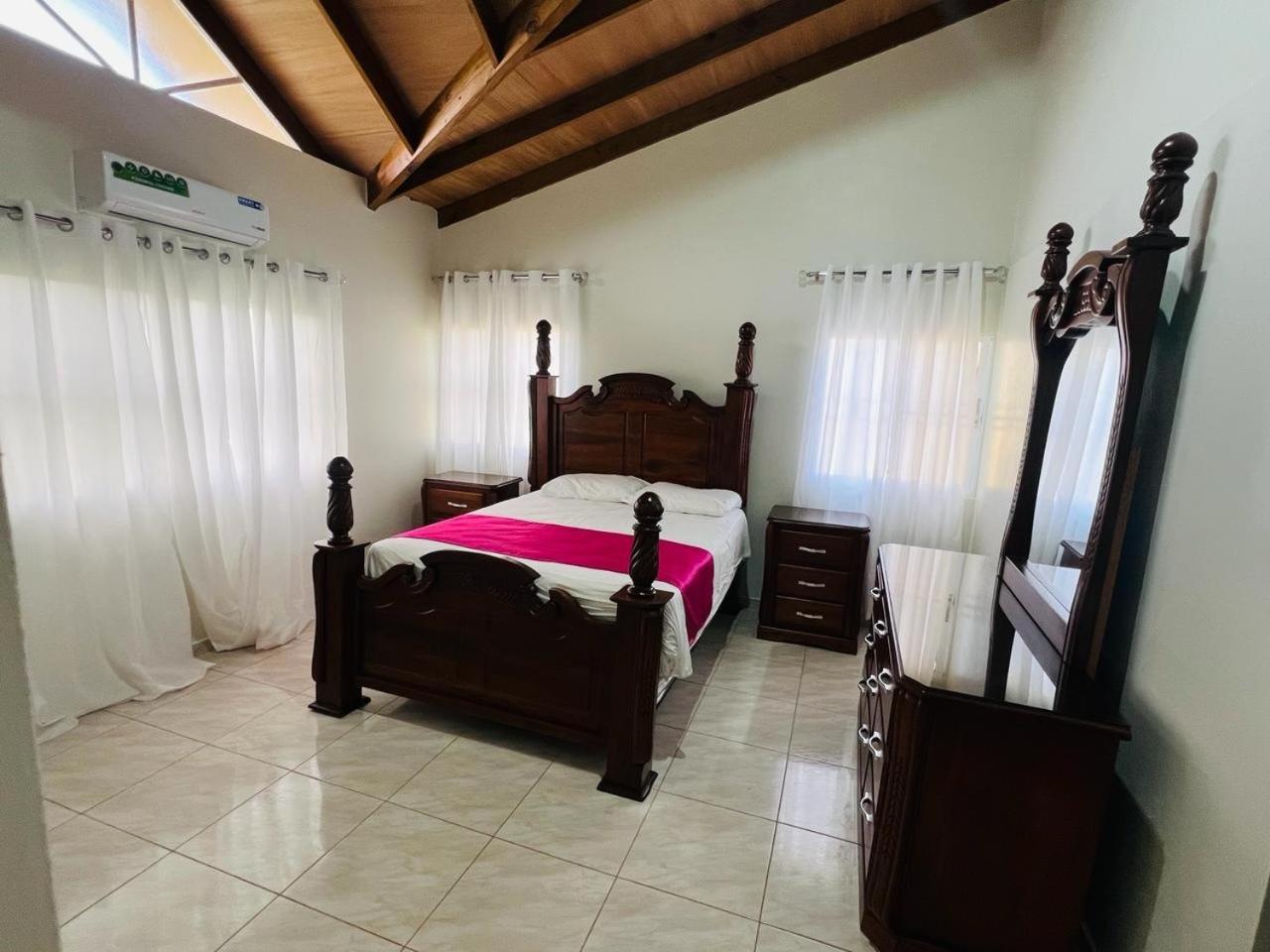 Oasis Dona Elena Vila Jarabacoa Exterior foto
